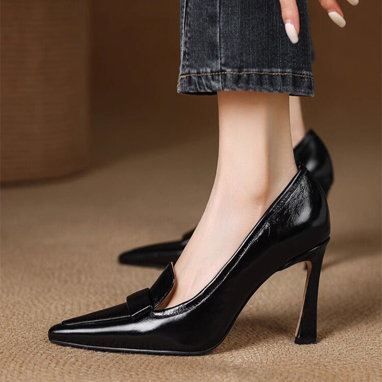 Pointed Toe Kiltie Stiletto Heel Pumps