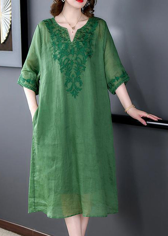 V-Neck Floral Embroidery Three Quarter Sleeve Shift Midi Dress