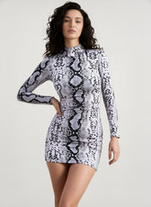 Serpentine Print Turtleneck Long Sleeve Party Dresses For Women Streetwear Fashion Snake Graphic Bodycon Dress Robe