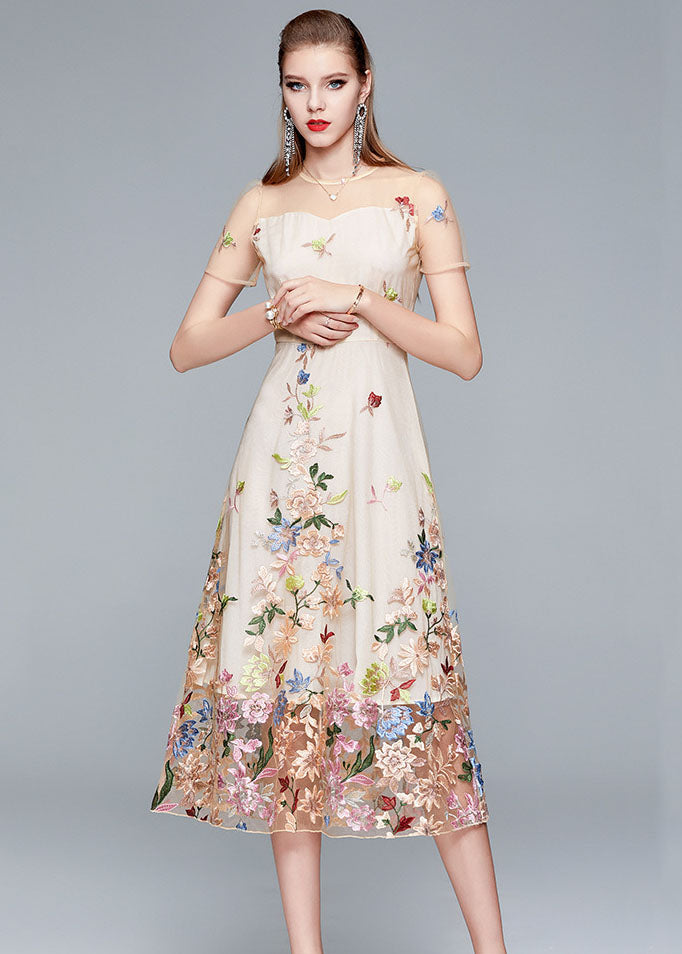 Gracefully Styled Dress for Any Occasion
