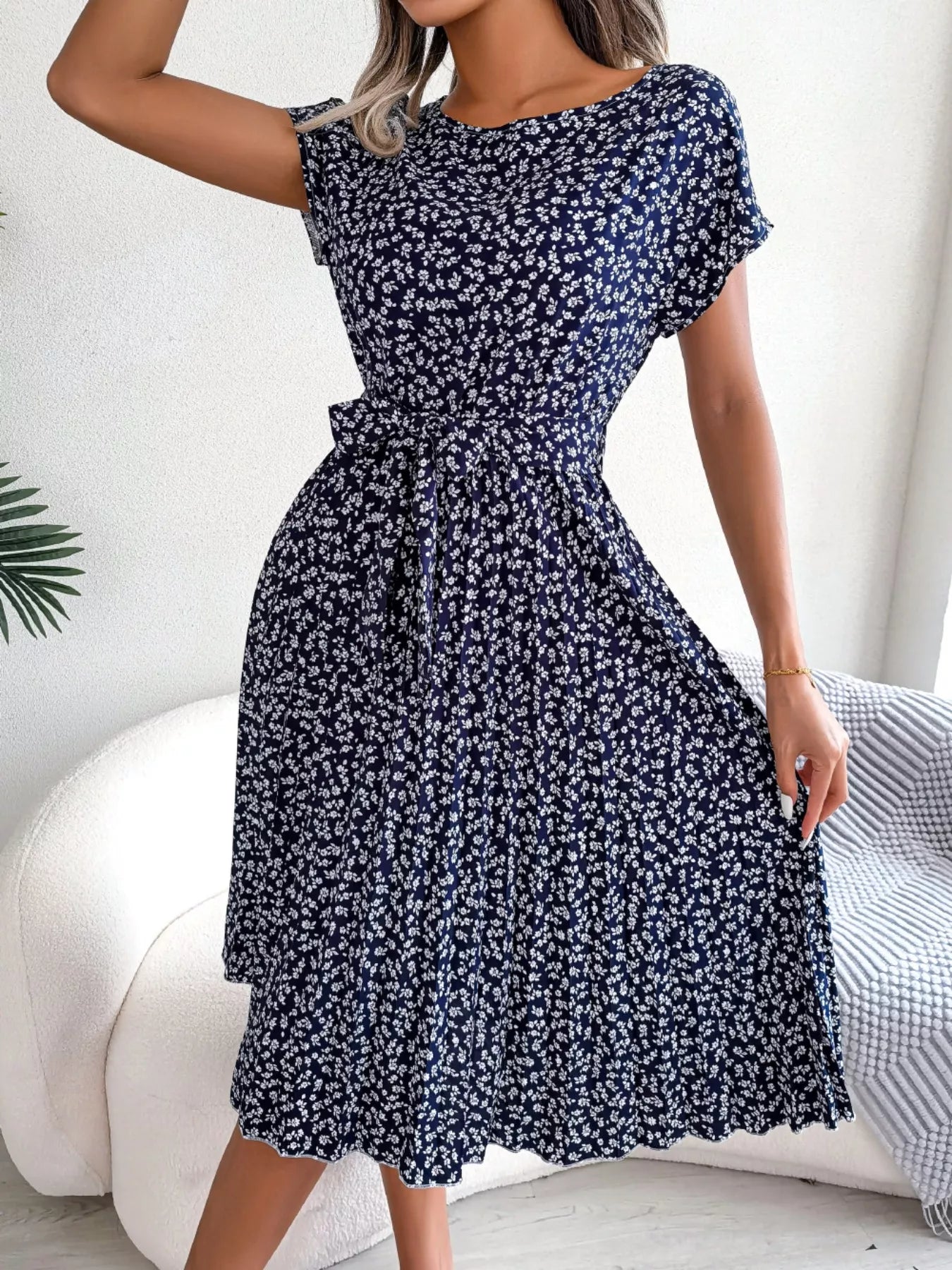 Floral Print Pleated Midi Dress with Belt Dark Navy