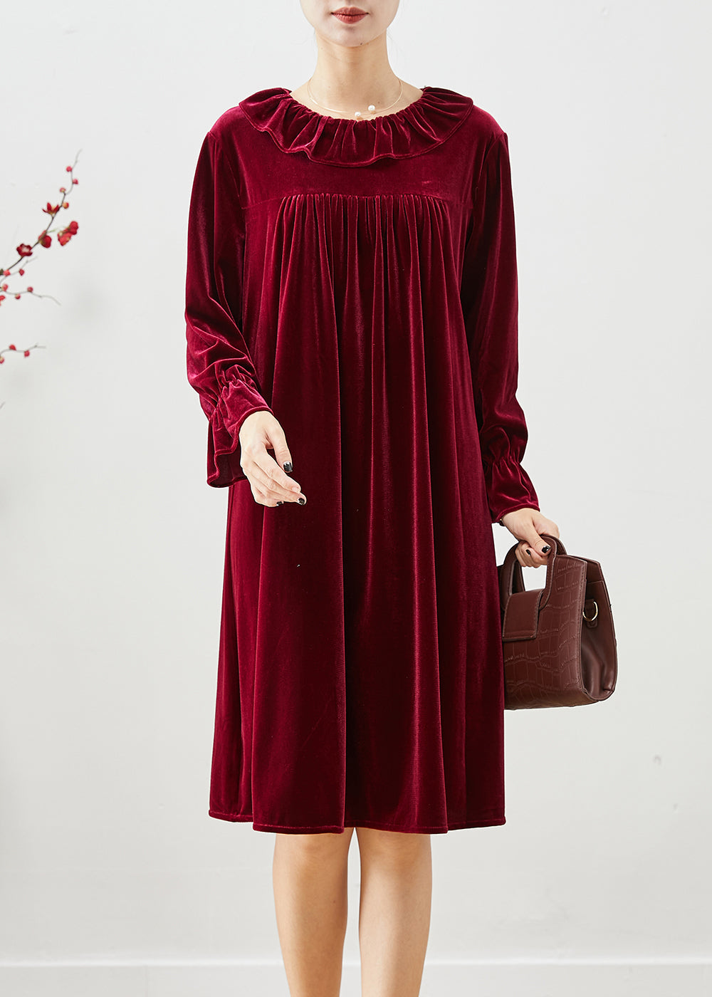 Sophisticated Dress with a Clean Classic Look