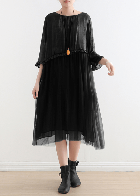 Well Tailored Dress with a Graceful Silhouette
