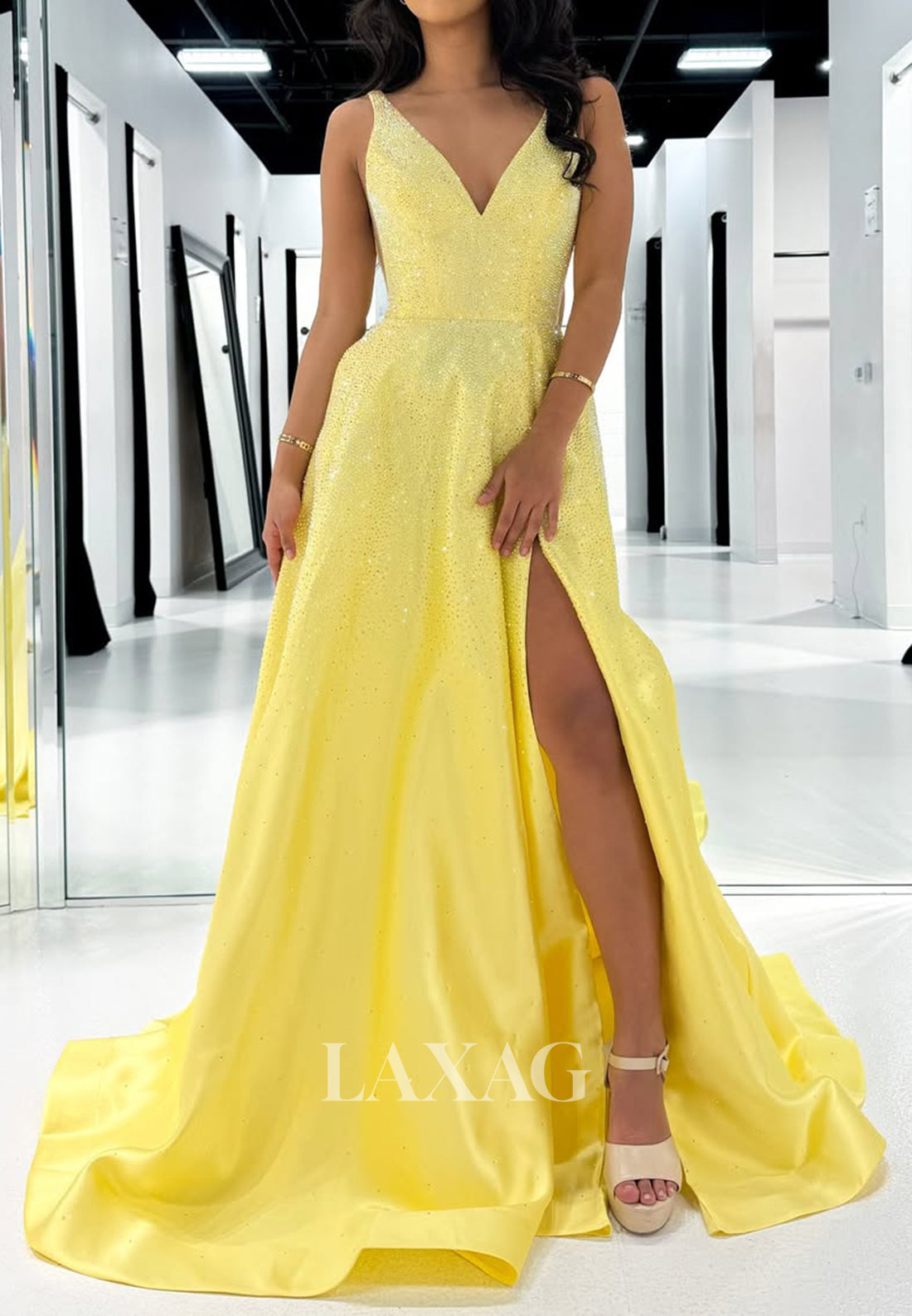 V-Neck Straps Off-Shoulder Sleeveless A-Line Prom Dress Fully Beaded Pleated Satin Formal Gowns