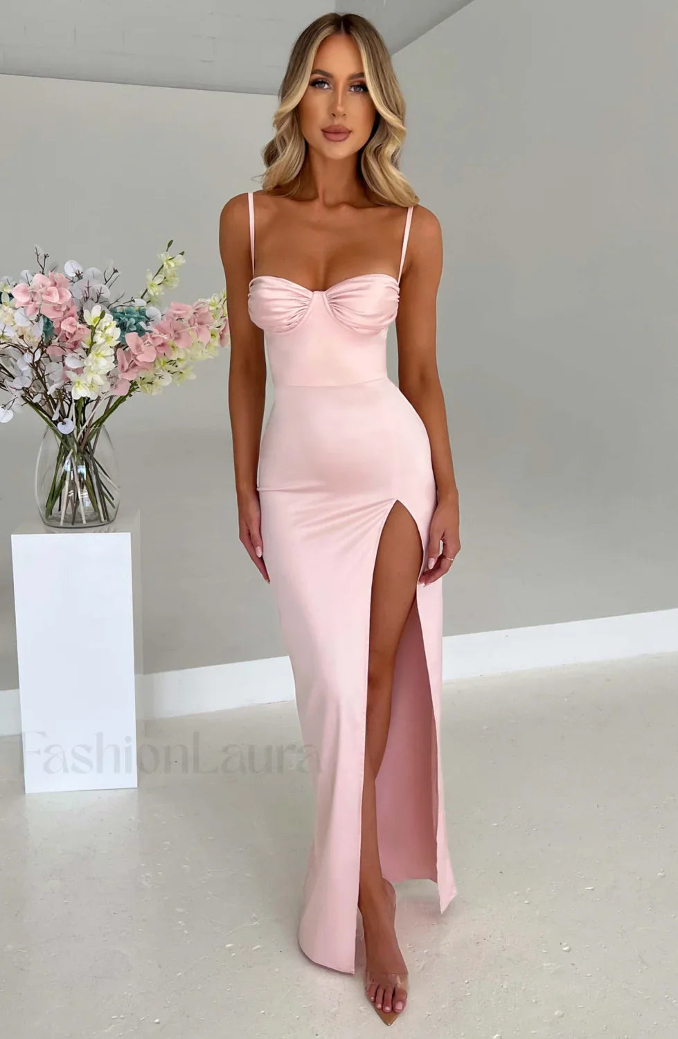 Alora Maxi Graceful Dress Blush S Dress