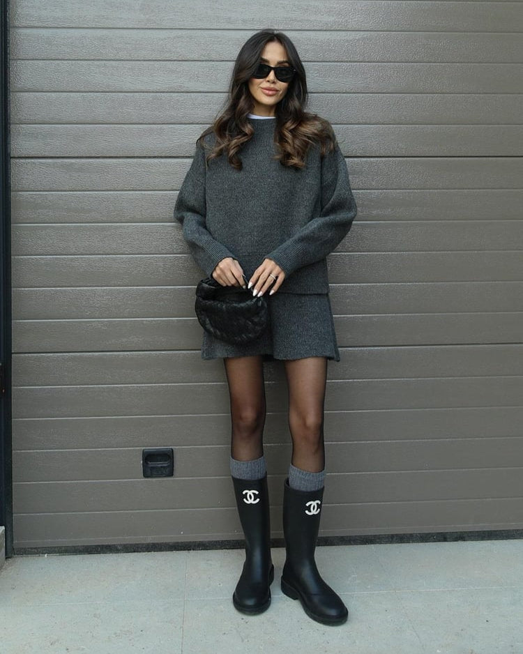Crew Neck Oversized Knit Sweater and Mini Skirt Two Piece Set