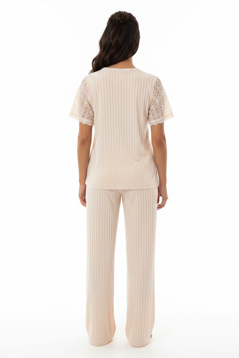 Women's Pajama Set with Soft Stretch Fabric & Chic Lace Design