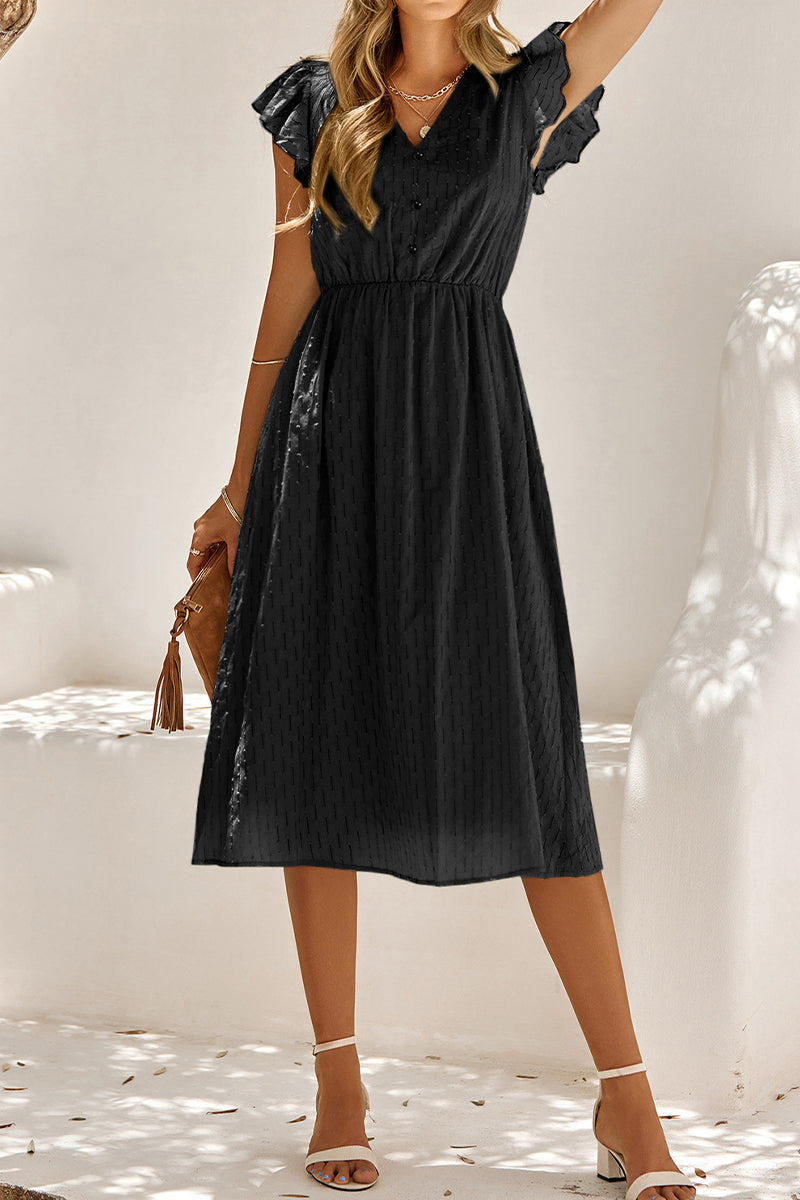 Well Tailored Dress with a Graceful Silhouette