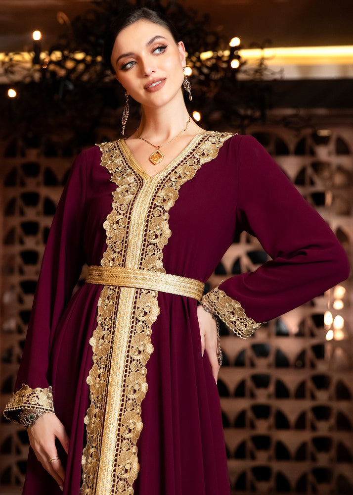 Classic Vintage & Enduringly Stylish Dress