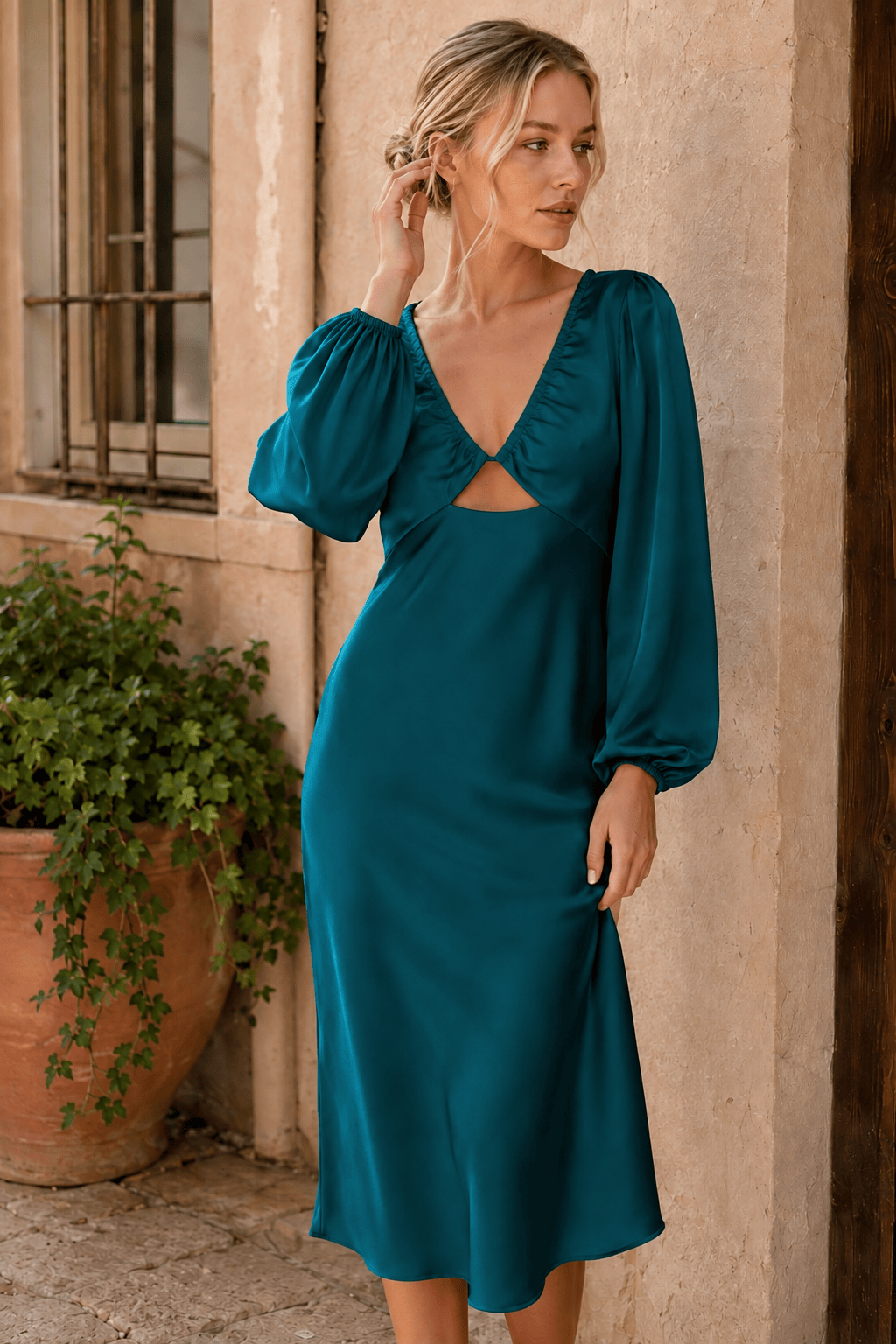 Wren Long Sleeve Charming Twist Maxi Dress