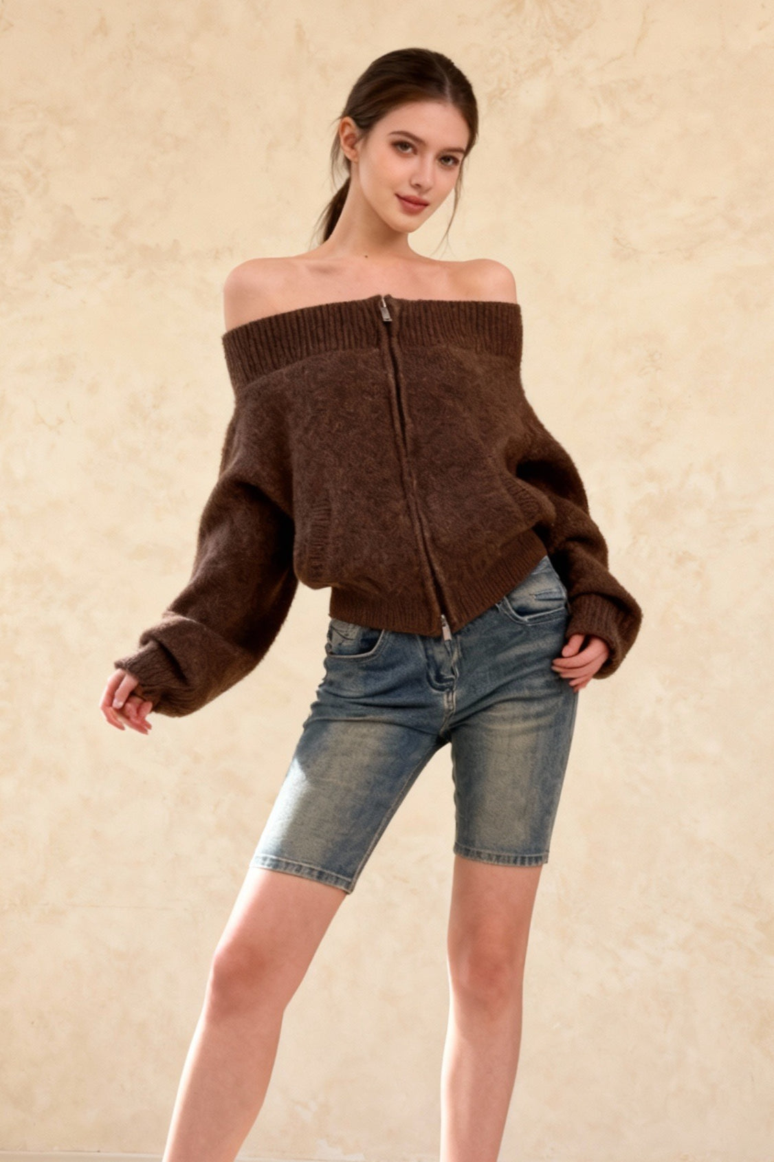 Retro Zip OffShoulder SlimFit OneSize Knit Cardigan