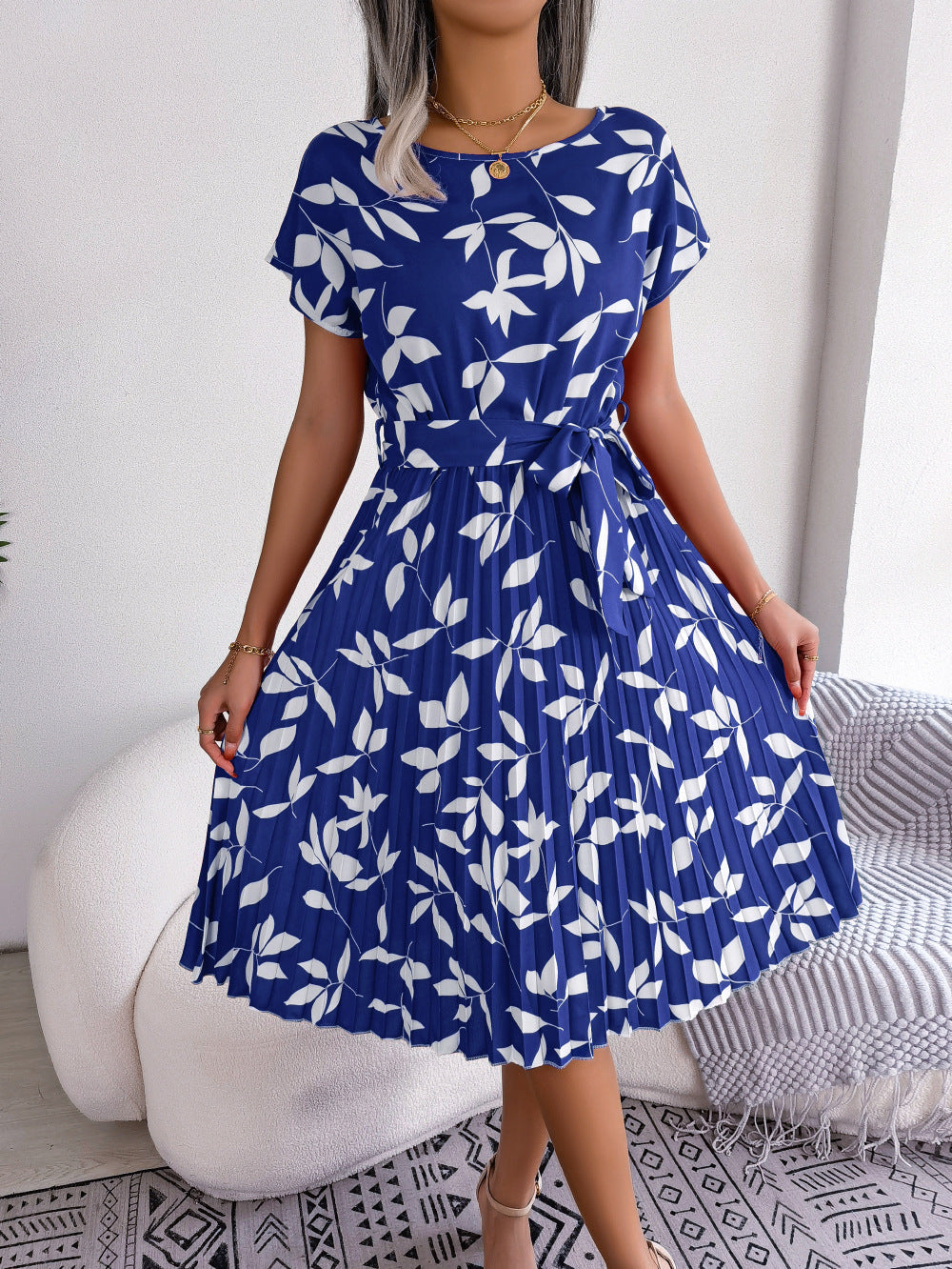 Printed Round Neck Short Sleeve Pleated Dress Navy