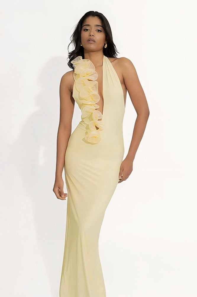 Halter Neck Deep V-Neck Ruffle Applique Bodycon Maxi Prom Dress