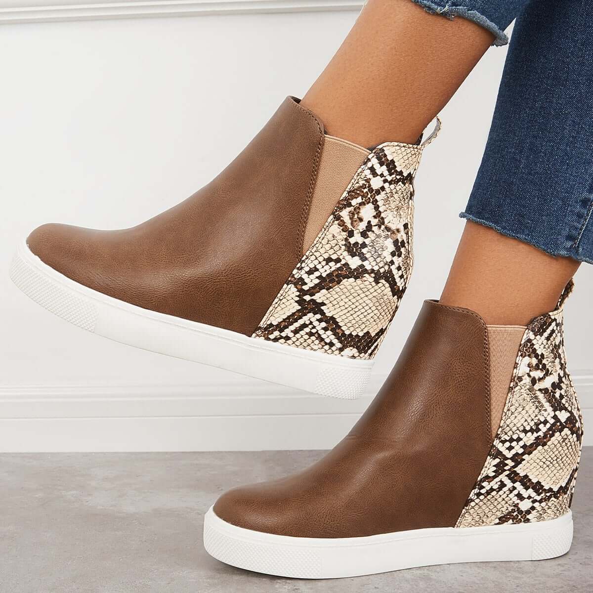 Chic Orthopedic Sneakers with Unique Design