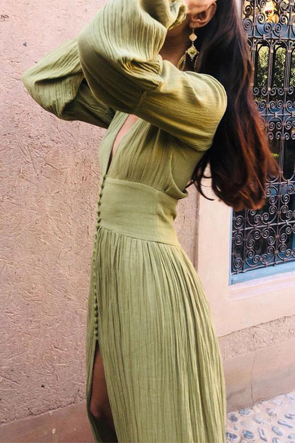 A Vintage Style Dress with Delicate Timeless Details