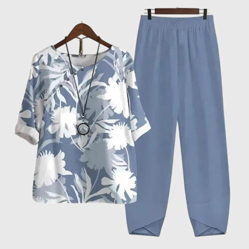 Butterfly Print Short Sleeve Top and Pants Two Piece Set