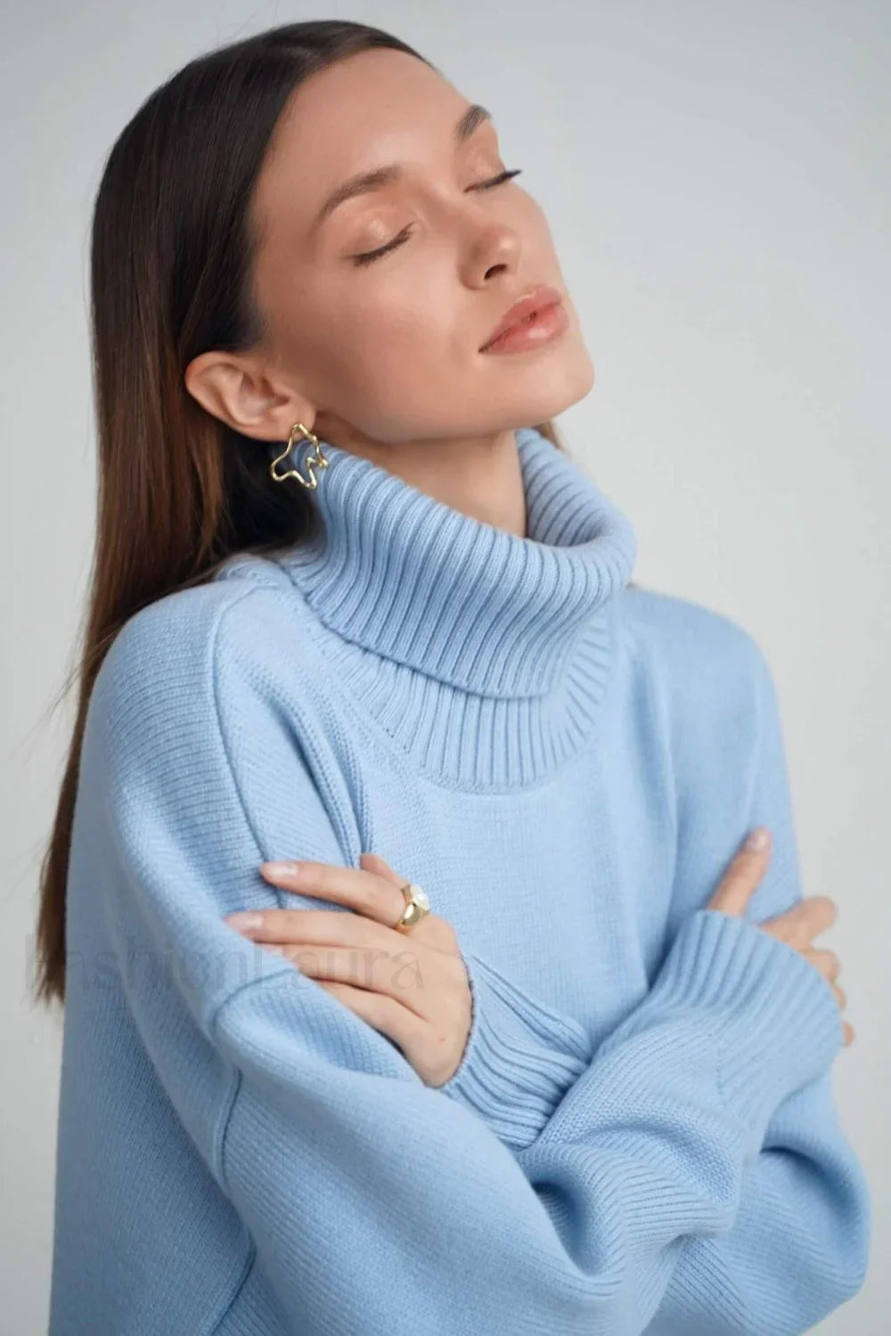 Basic Solid Knit Turtleneck Sweater