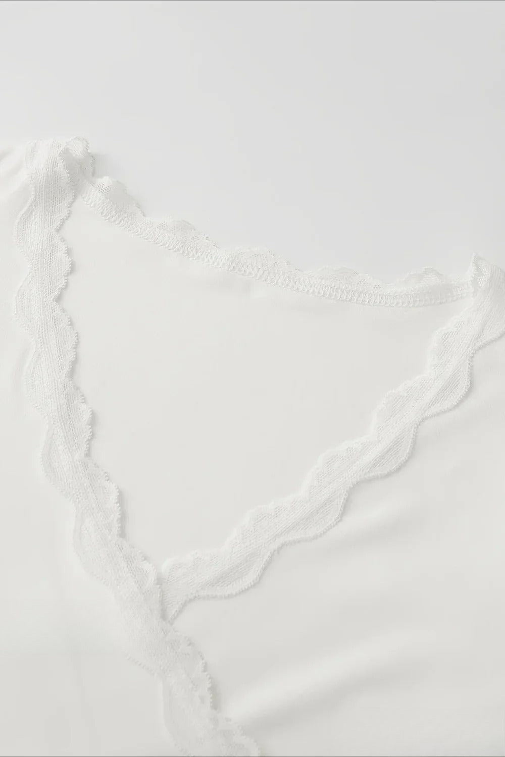 Lace Paneled V-Neck Tie-Waist Long-Sleeve Slim Knit Top