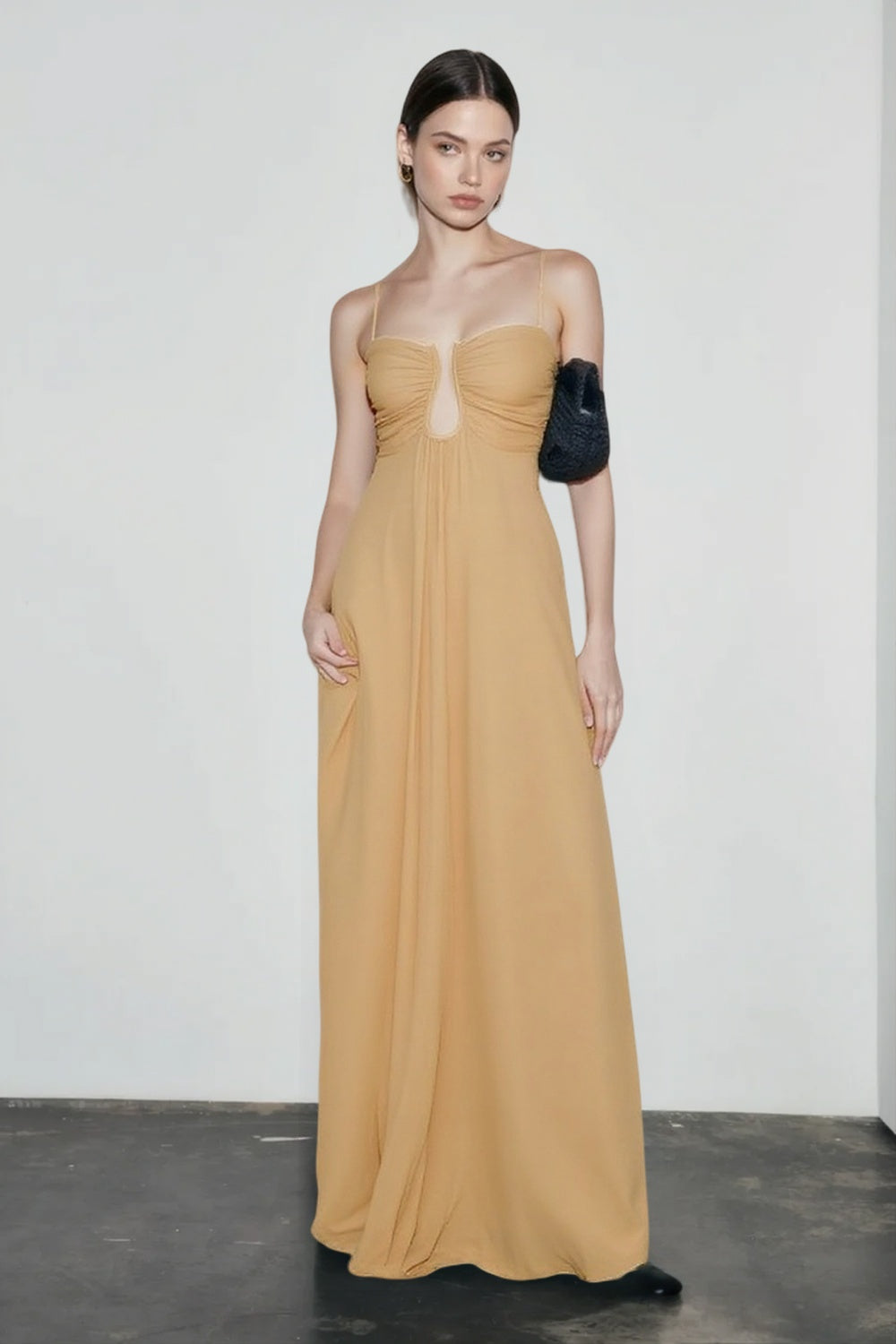 Spaghetti Strap Ruched Bust Keyhole Cut Out Flowy Maxi Dress 3