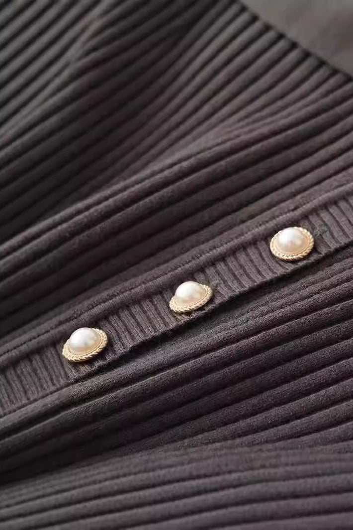 Elegant Collared Maxi Sweater Dress