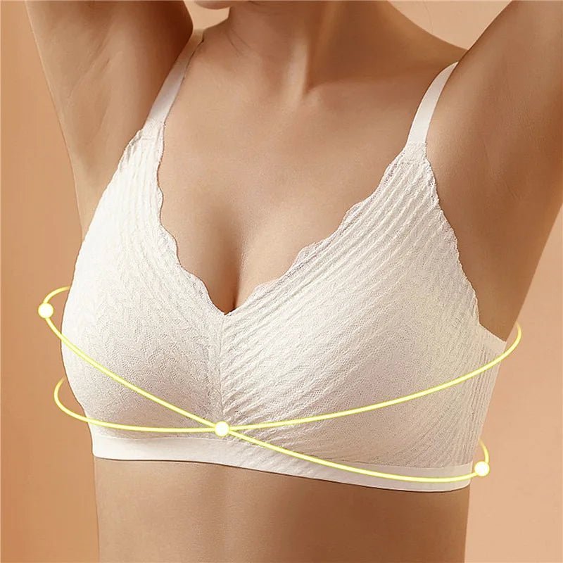 Scalloped Trim Wireless Seamless Push Up Bralette