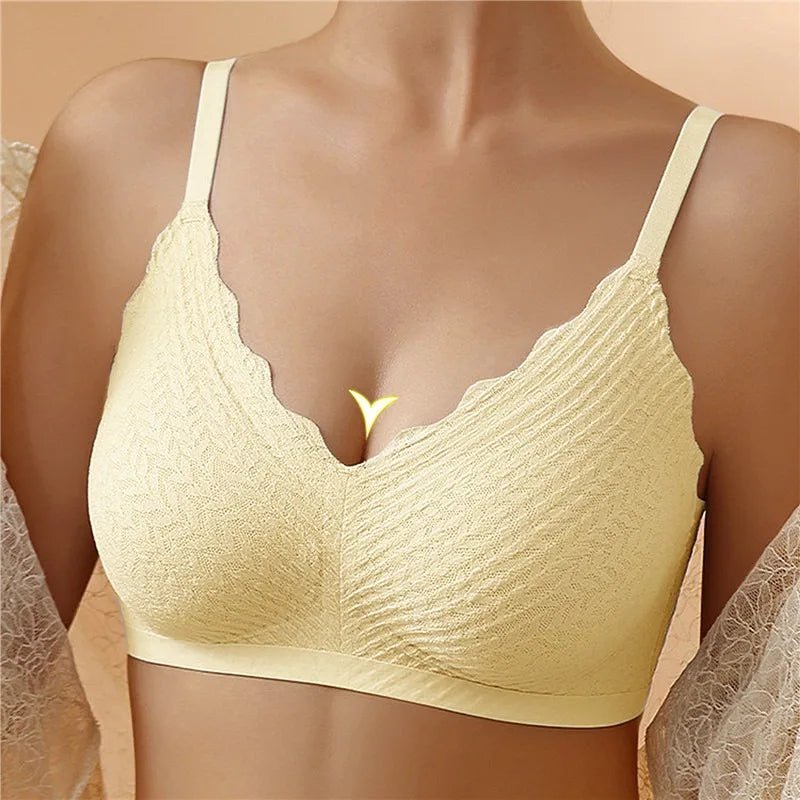 Scalloped Trim Wireless Seamless Push Up Bralette