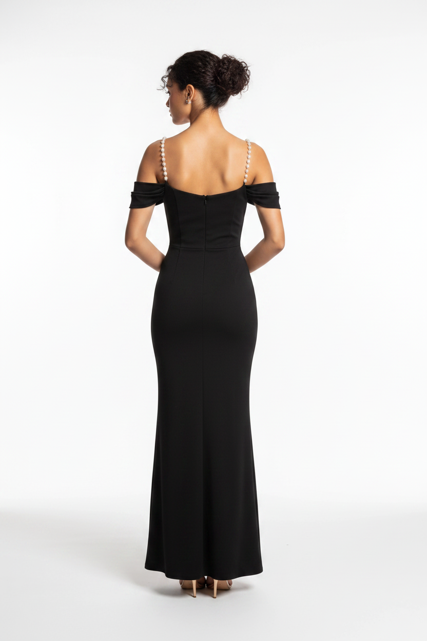 Elegant Bodycon Evening Dress with Sleeveless Design & Midi Length
