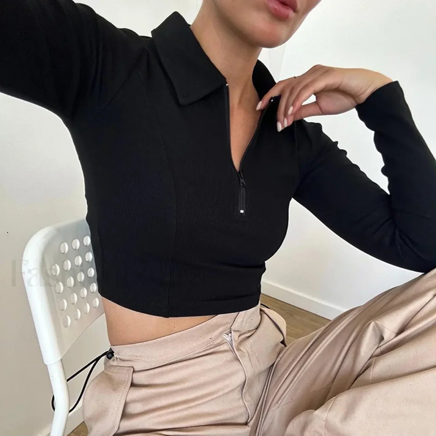 Black Long Sleeve Zipper Crop Top Casual Fashion T-Shirt