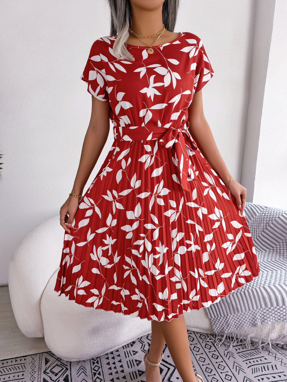 Printed Round Neck Short Sleeve Pleated Dress Deep Red