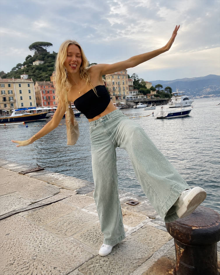High-Waist Vintage Washed Straight-Leg Denim Jeans