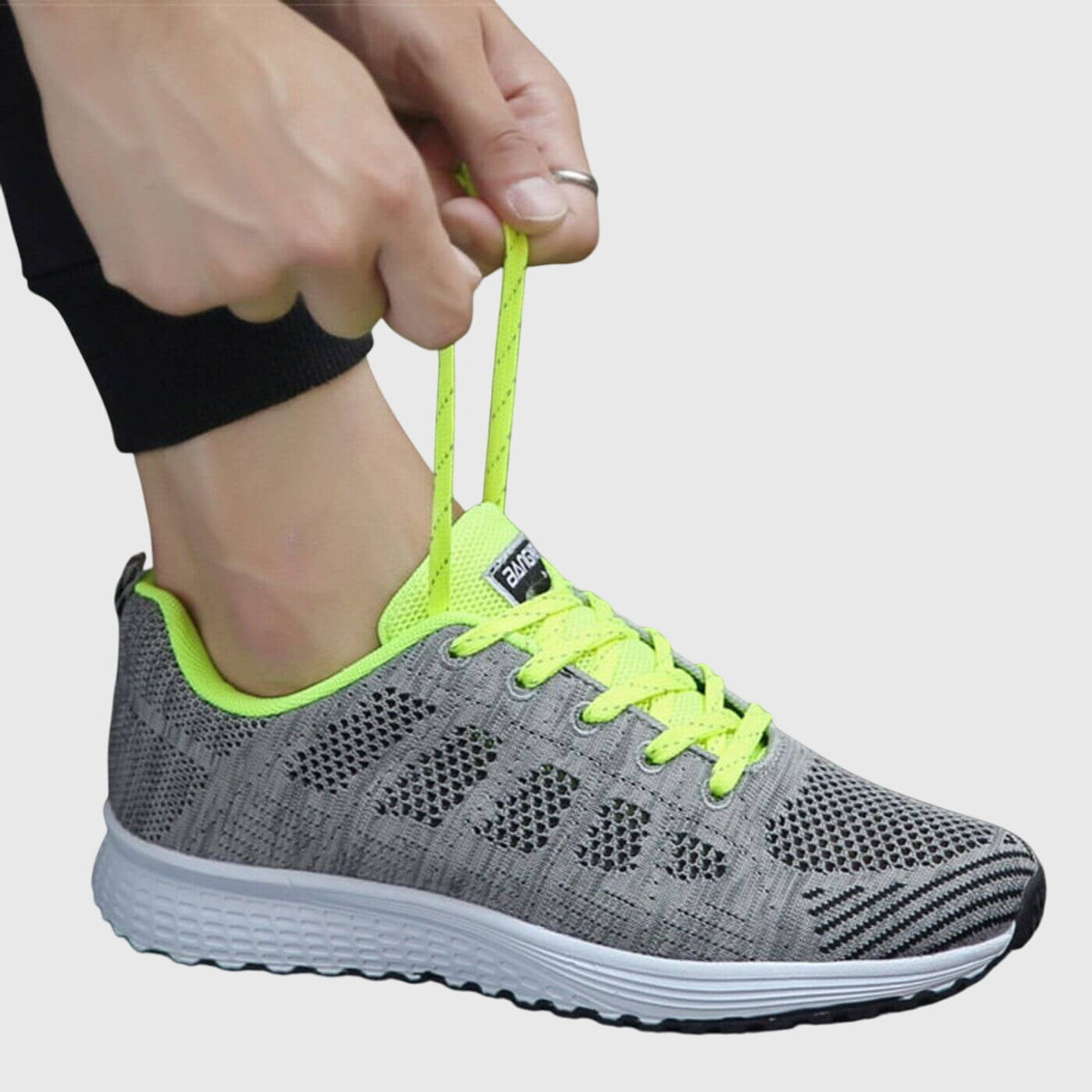 Lace Up Mesh Low Top Running Sneakers