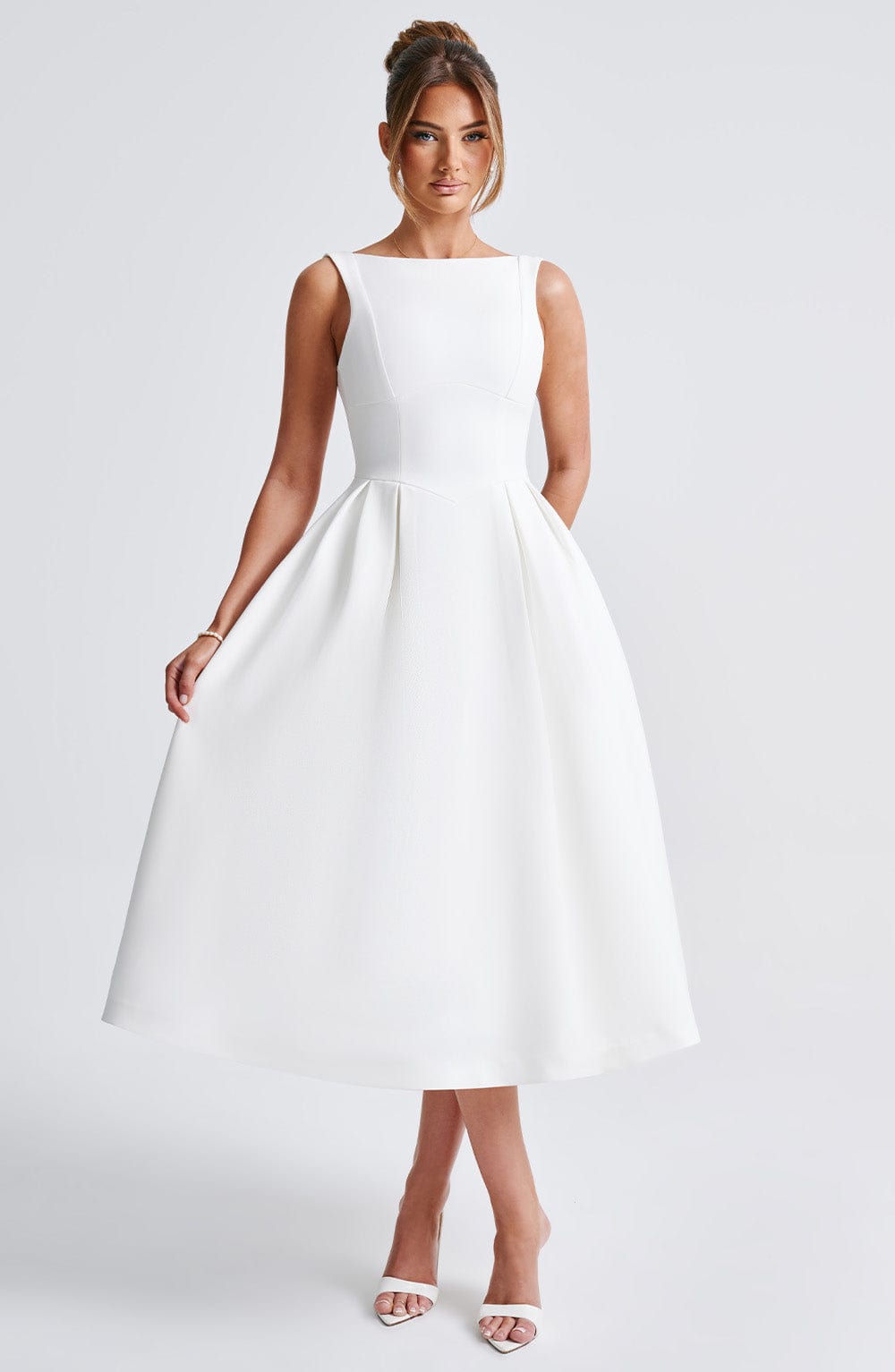 Boat Neck Sleeveless Basque Waist Pleated Fit and Flare Midi Dress 16