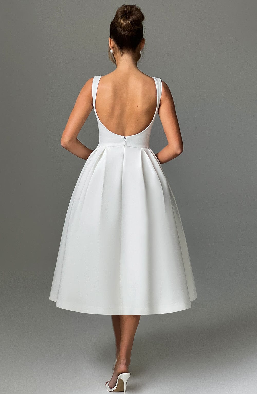 Boat Neck Sleeveless Basque Waist Pleated Fit and Flare Midi Dress 10