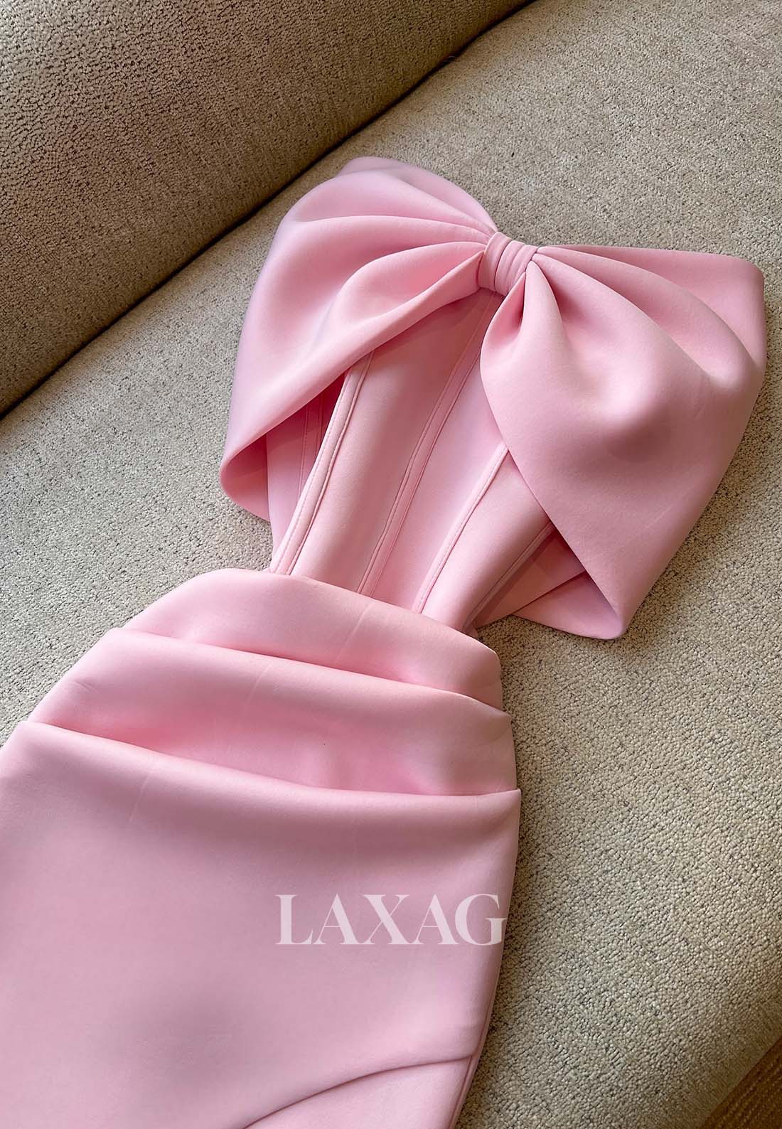 Bow-Sweetheart Off-Shoulder Sleeveless Pleated Satin Short Mermaid Homecoming Dress