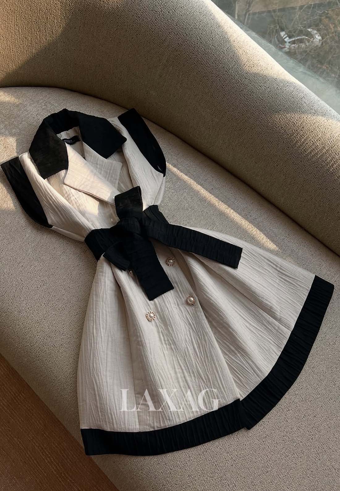 Sleeveless Short A-Line Homecoming Dress Pleated Two Tone Paneled Party Gowns with Belt