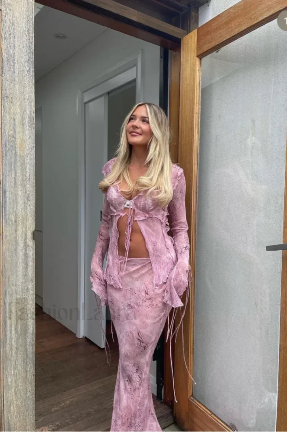 Cobra Blouse Stylish + Skirt Set