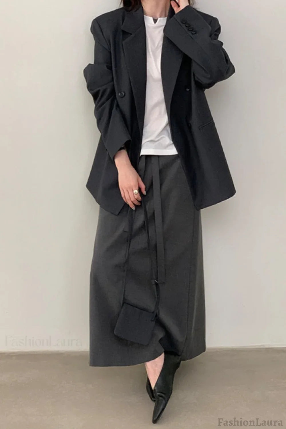 Commuter Style Belted Blazer