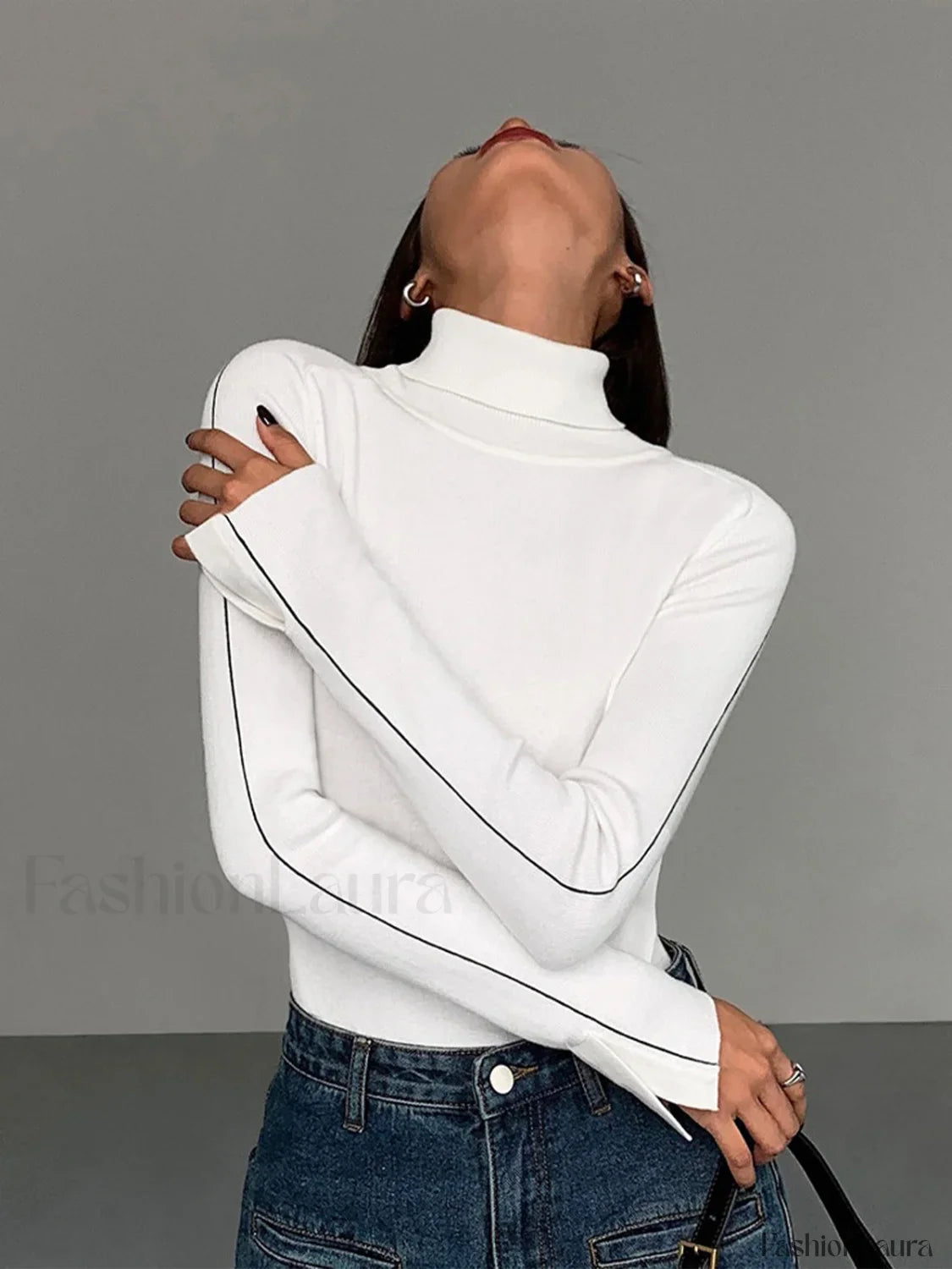 Contrast Piping Turtleneck Sweater