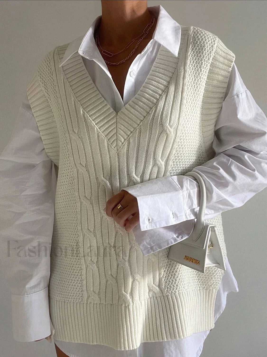Cream Cable Graceful Knit Sweater Vest Off White / XS Sweaters L