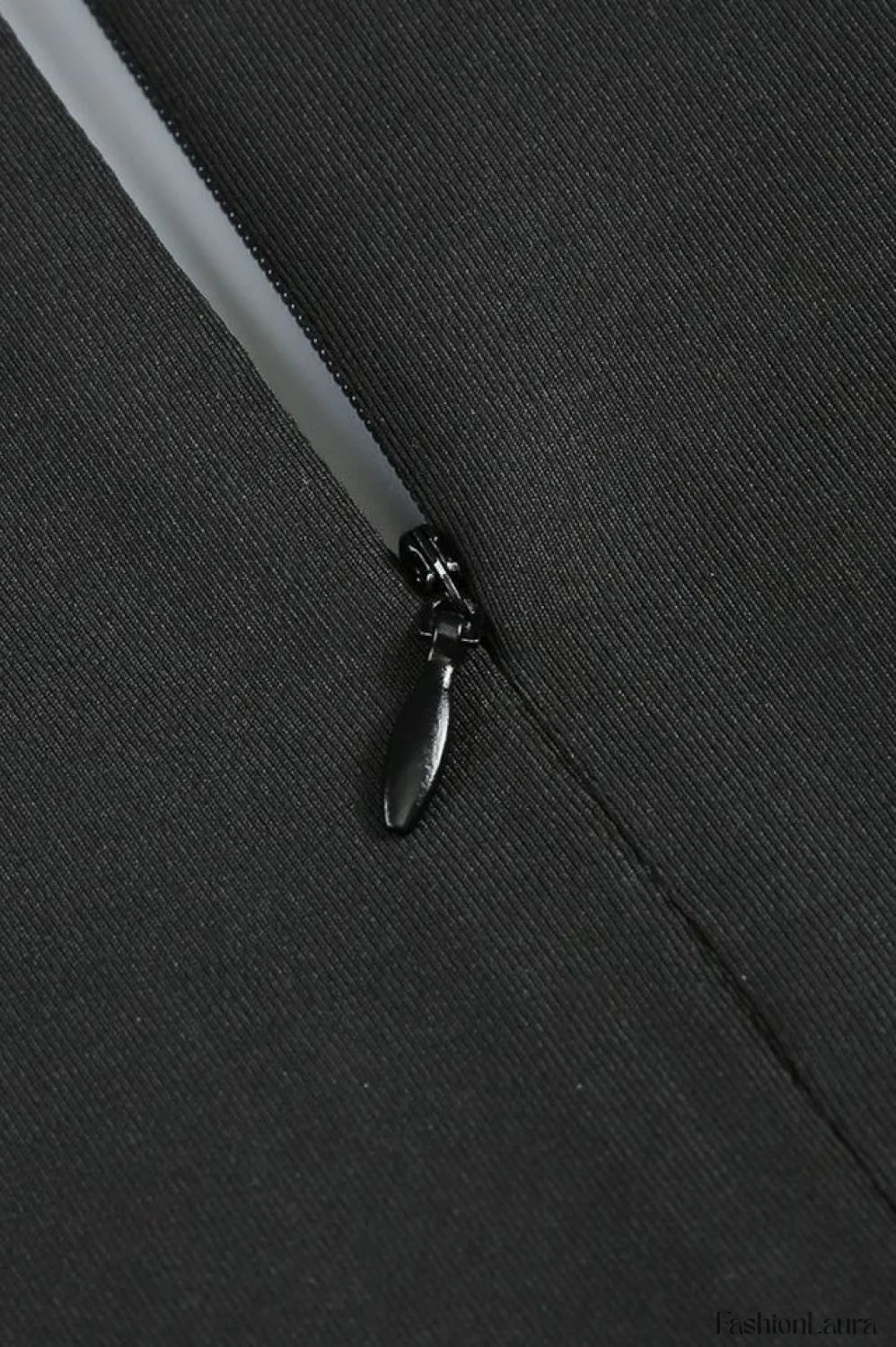 Cutout Crepe Stylish V-Neck Dress