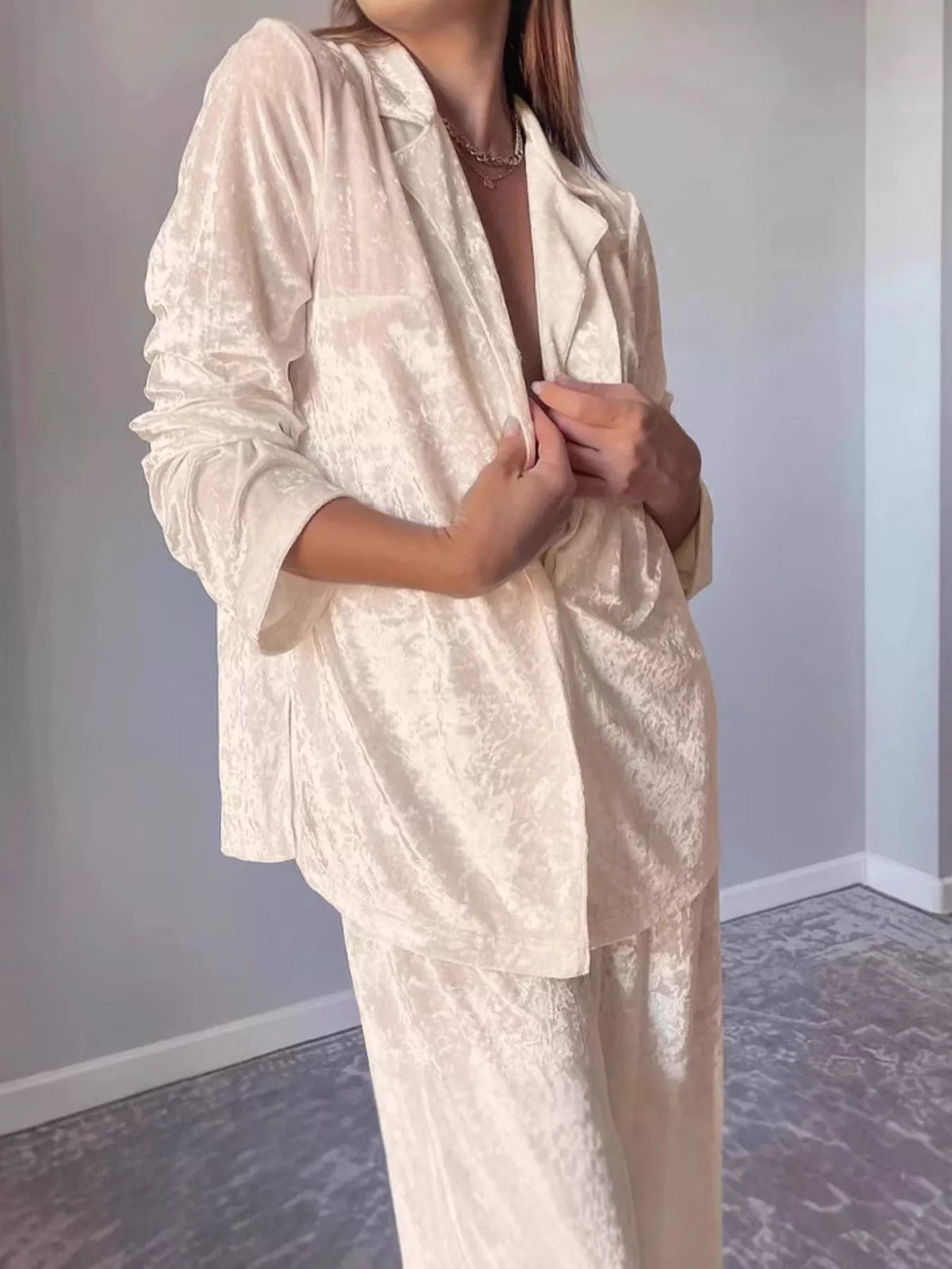 Crushed Velvet Lapel Collar Long Sleeve Top and Wide Leg Pants Two Piece Set 4