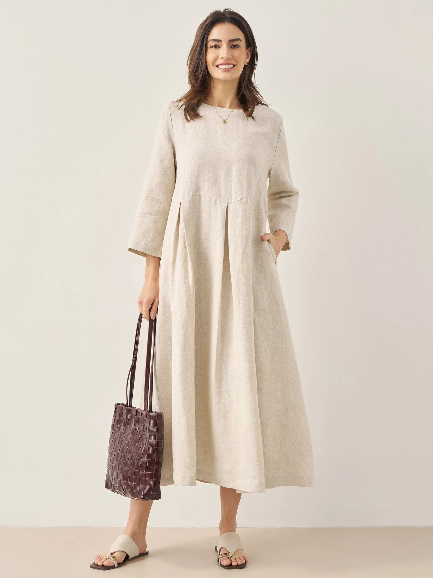 Pleated Round Neck Pocket A-Line Maxi Dress
