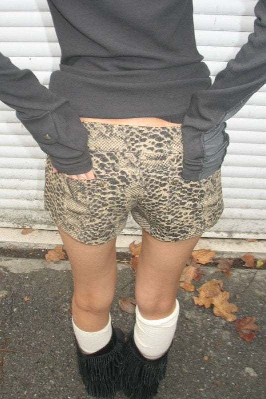 Low Rise Washed Wide Leg Jean Shorts