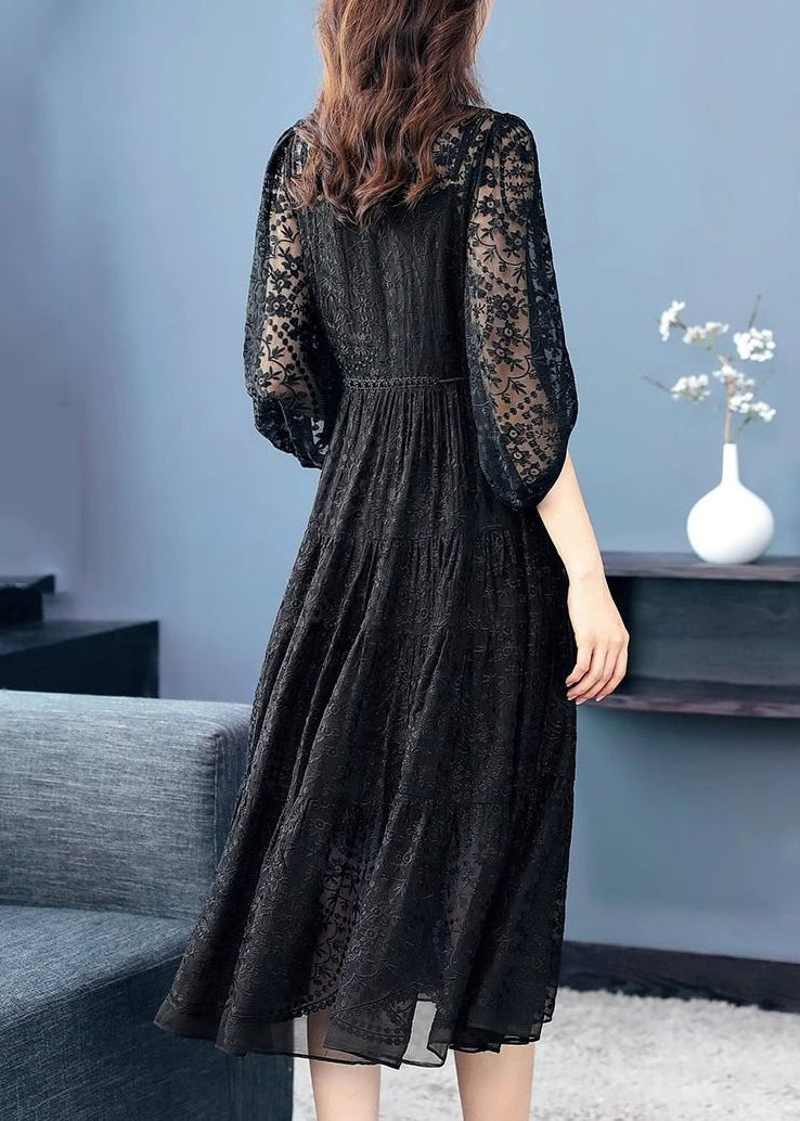 Classic Vintage Dress with a Flattering Fit