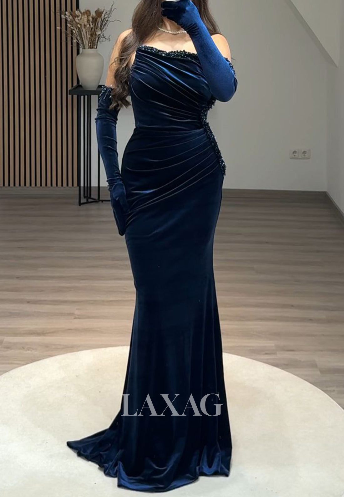 Beaded Tube Top Off-Shoulder Sleeveless Party Gowns Pleated Satin Mermaid Prom Dress with Gloves