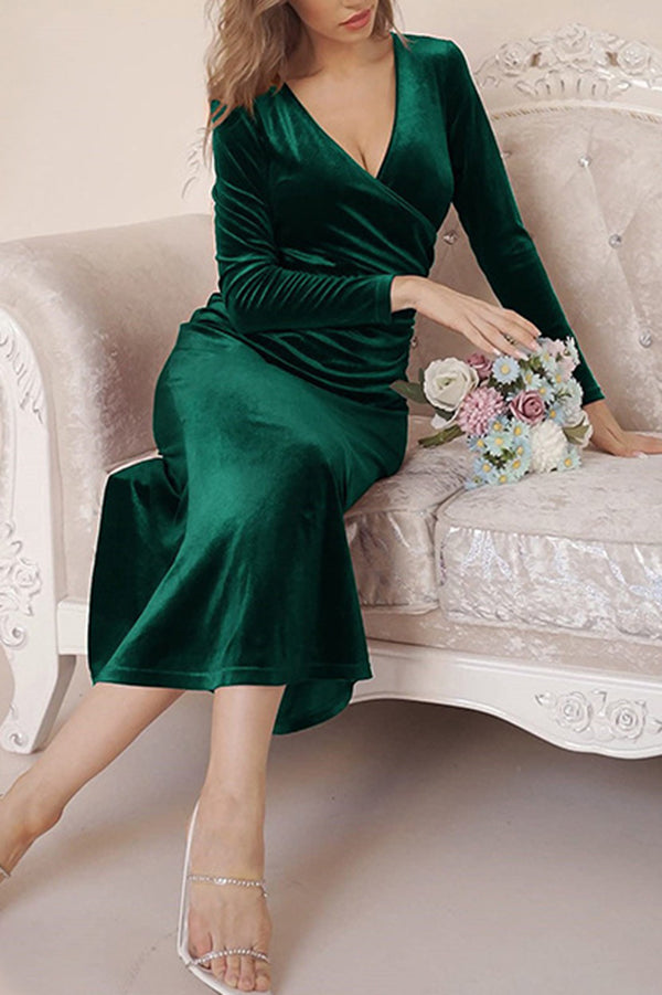 Solid Color Velvet Long Sleeve V-neck Slim Fit Fishtail Maxi Dress - View 16