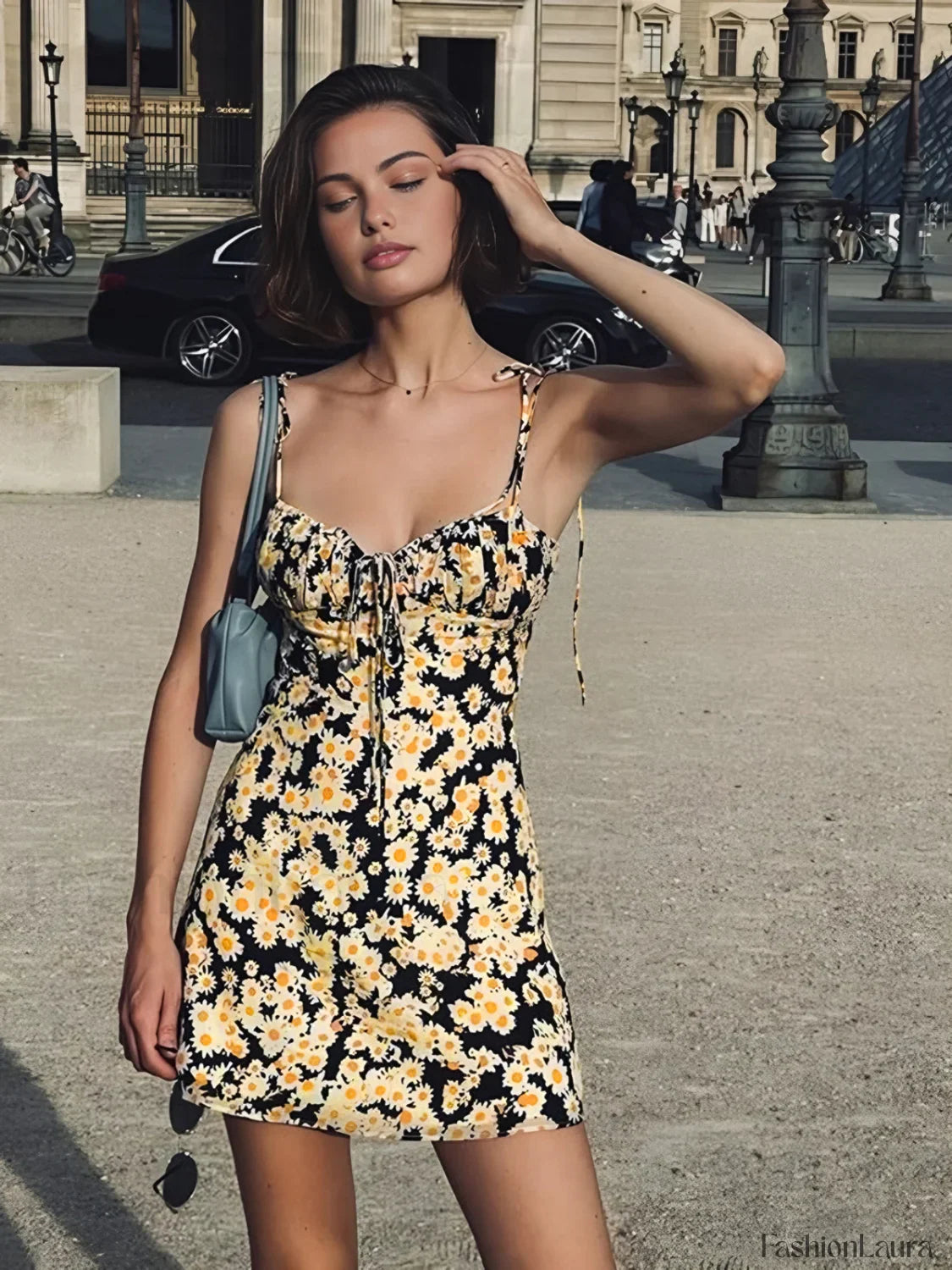 Daisy Printed Graceful Floral Short Dress