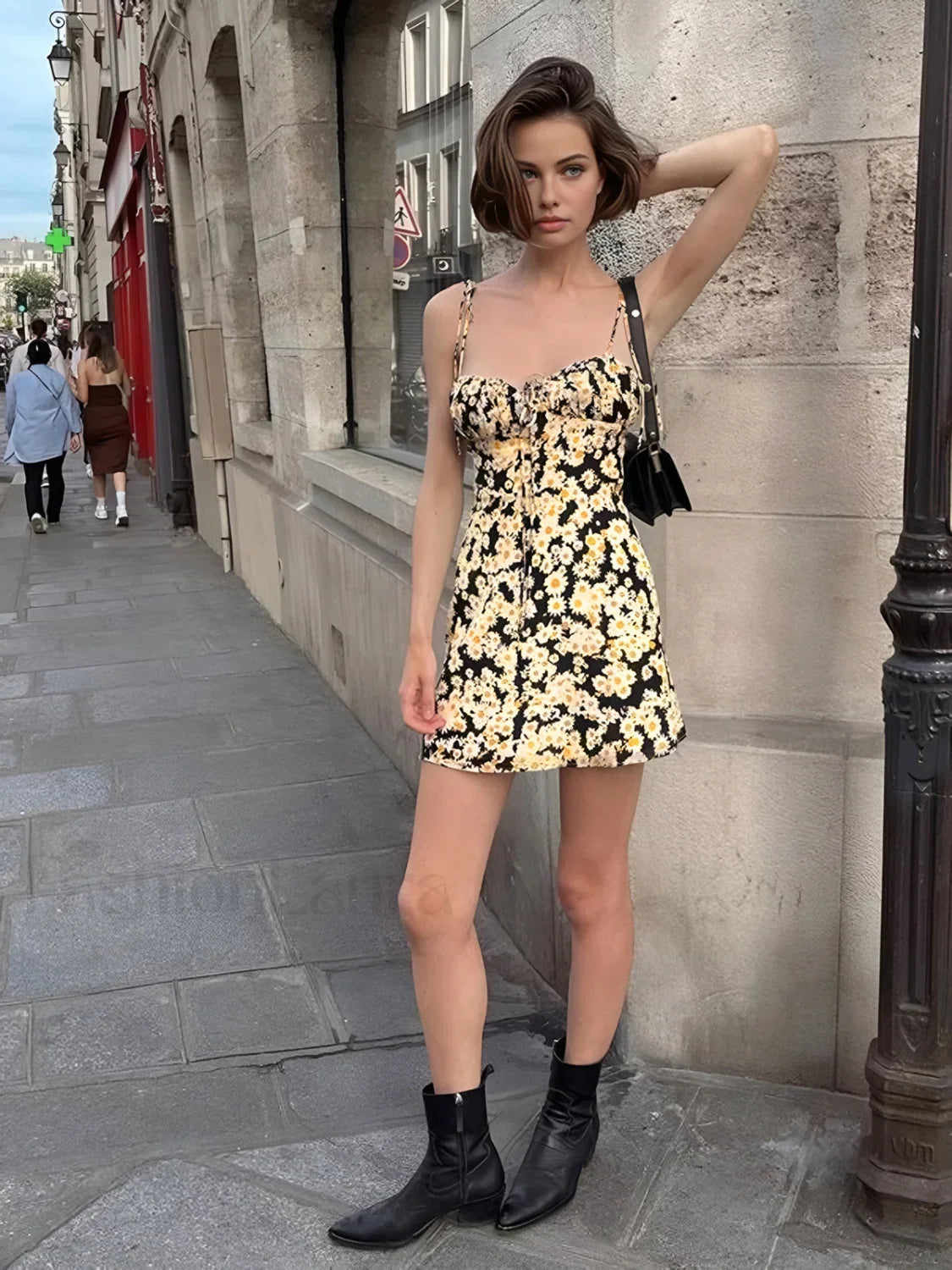 Daisy Printed Graceful Floral Short Dress