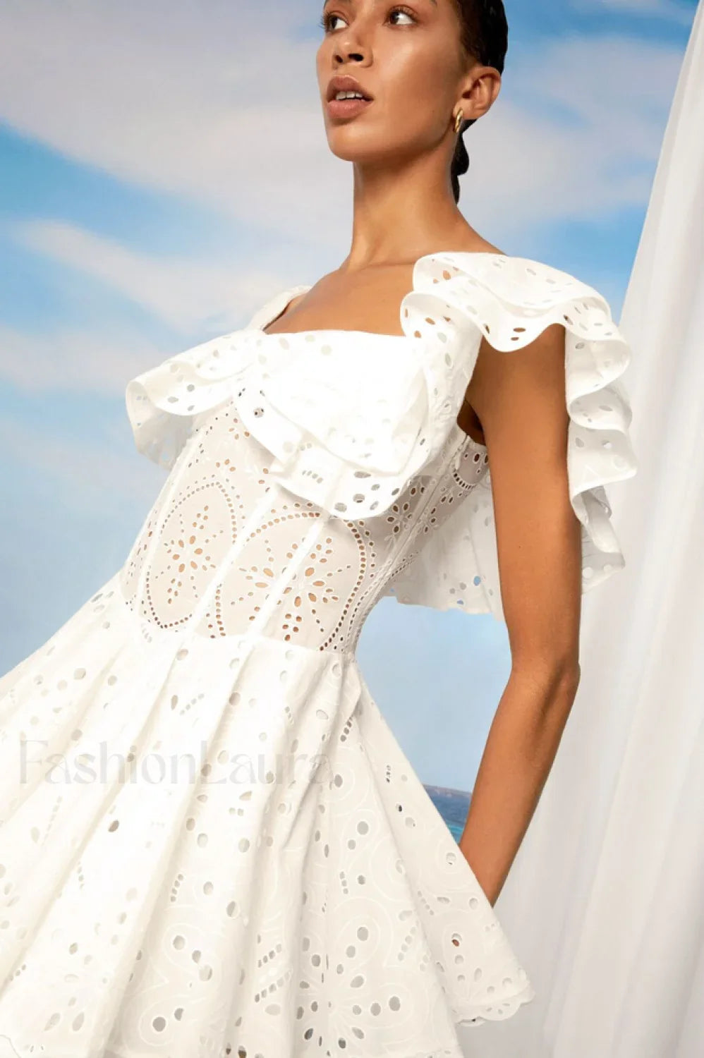 Dalia Elegant Mini Dress