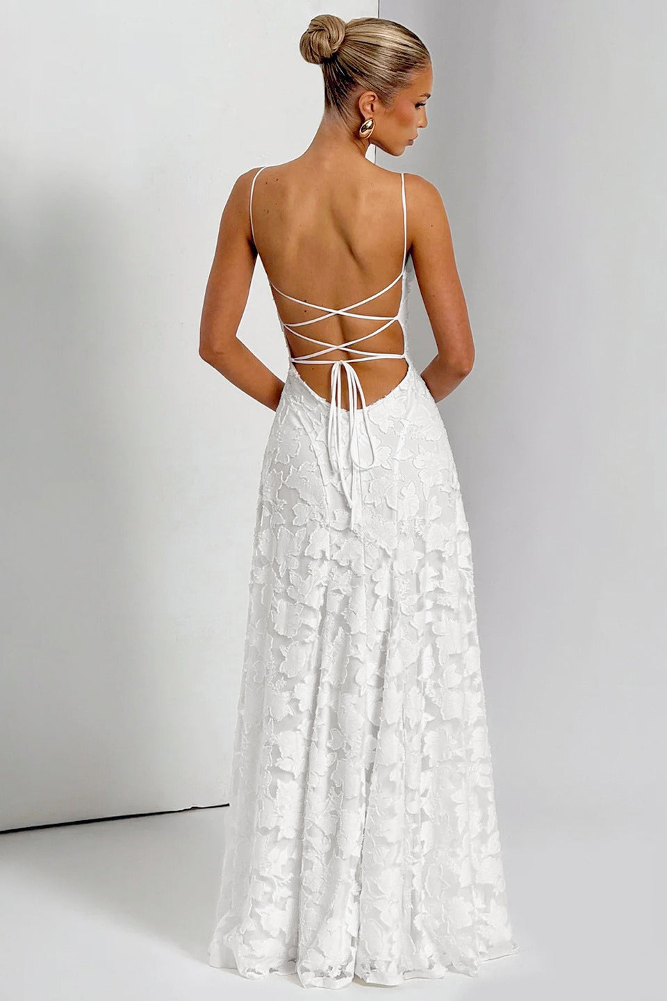 Floral Lace Spaghetti Strap Tie Back A-Line Maxi Dress - View 4